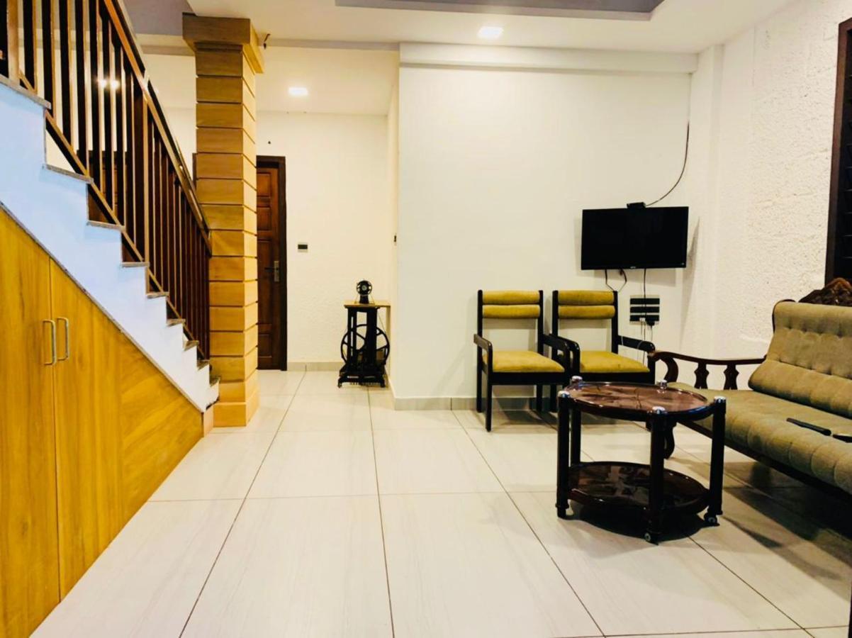 Five Bedroom Villa Munnar Esterno foto